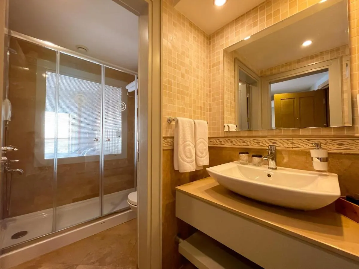 Charisma De Luxe Hotel Kusadası