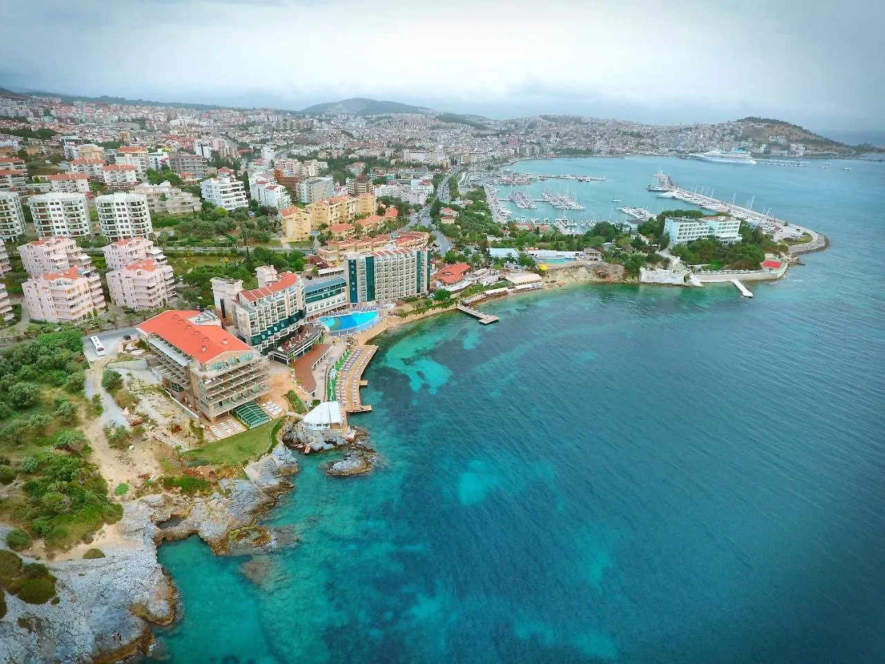 Charisma De Luxe Hotel Kusadası 5*,